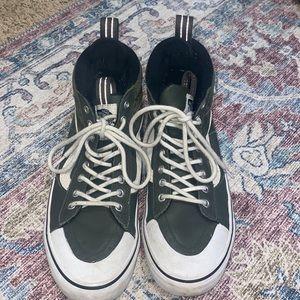 Weatherized High Top Vans